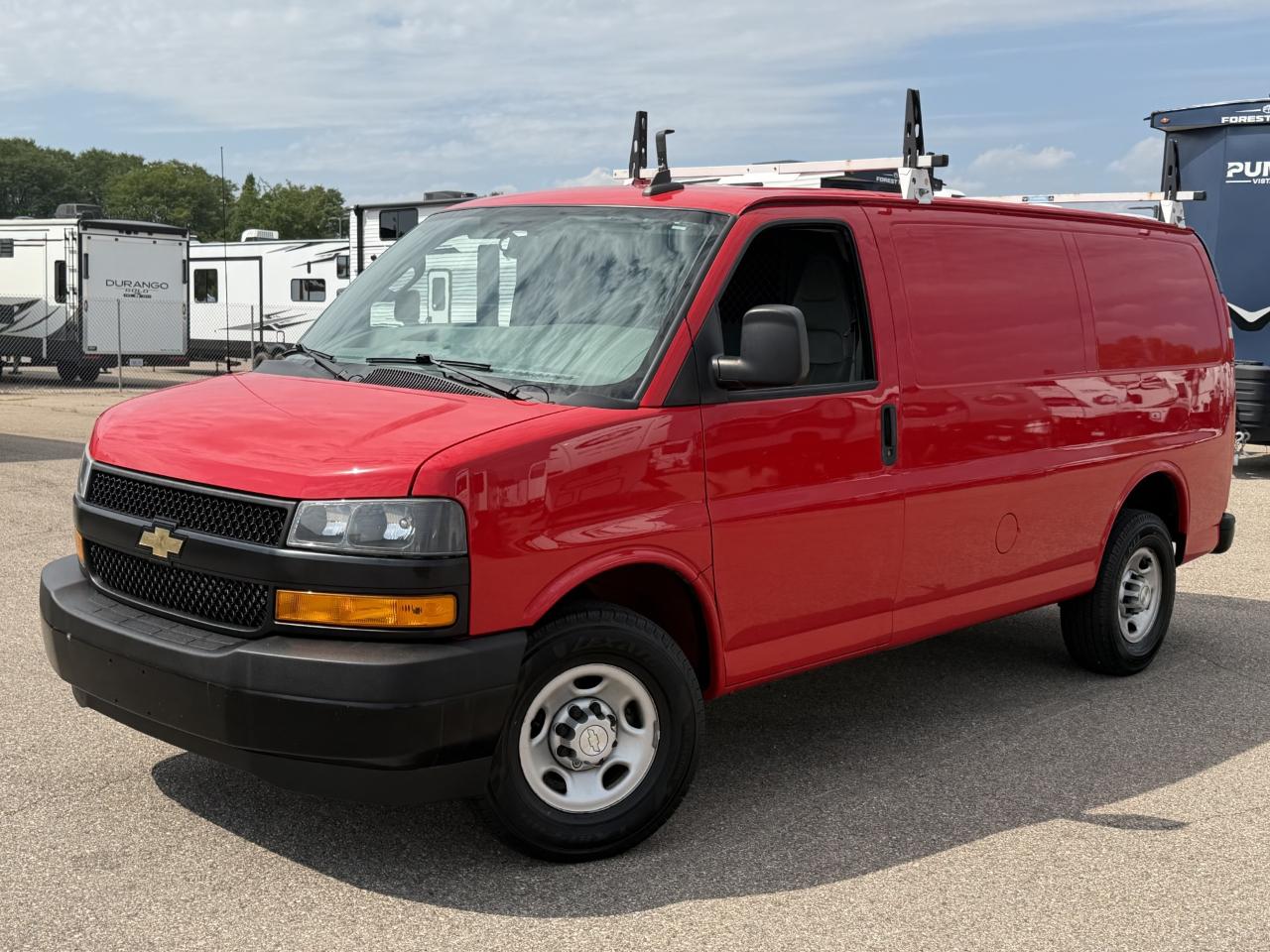 Chevrolet Express Cargo Van RWD 2500 135" 2021