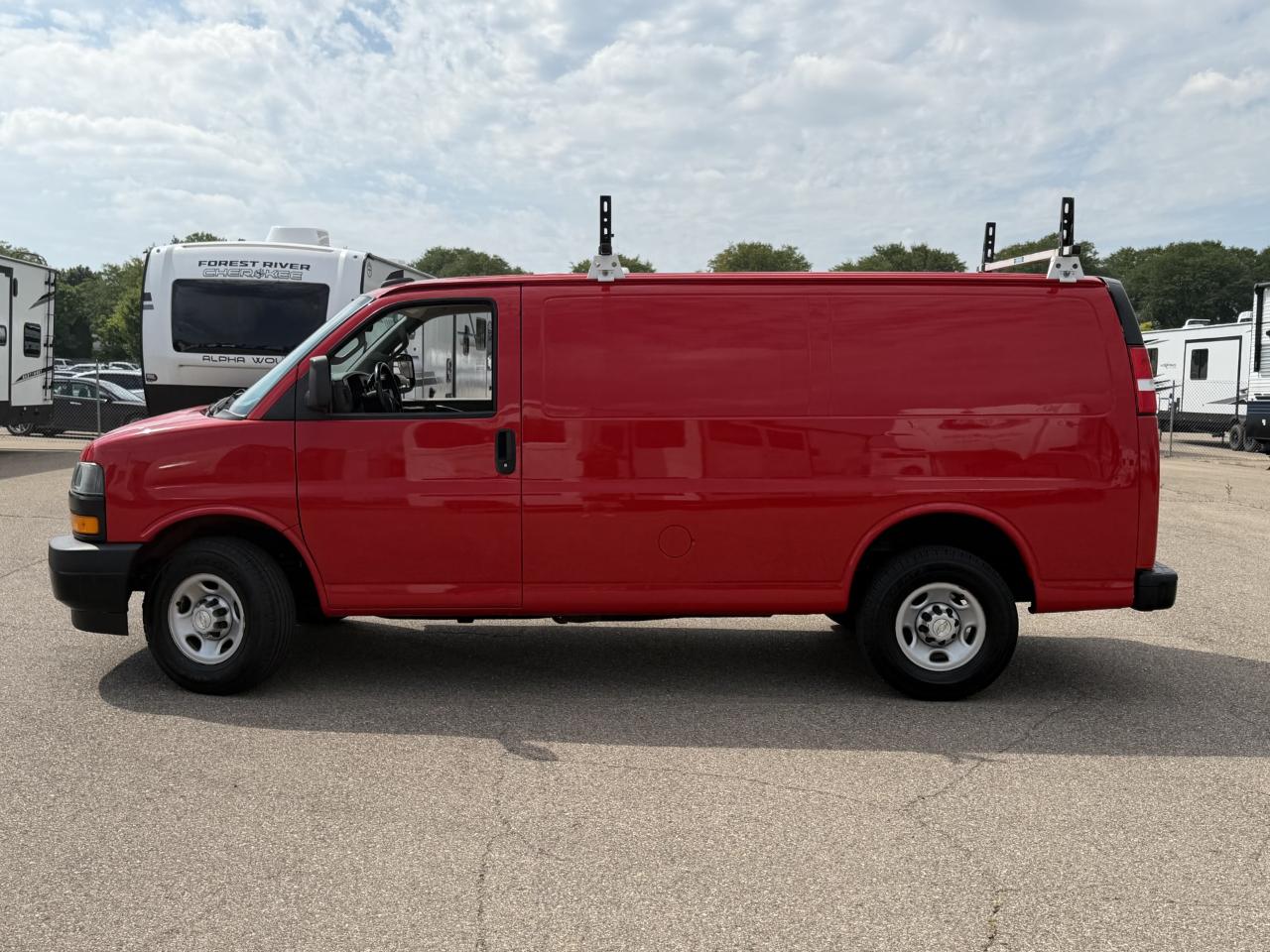 Chevrolet Express Cargo Van RWD 2500 135" 2021