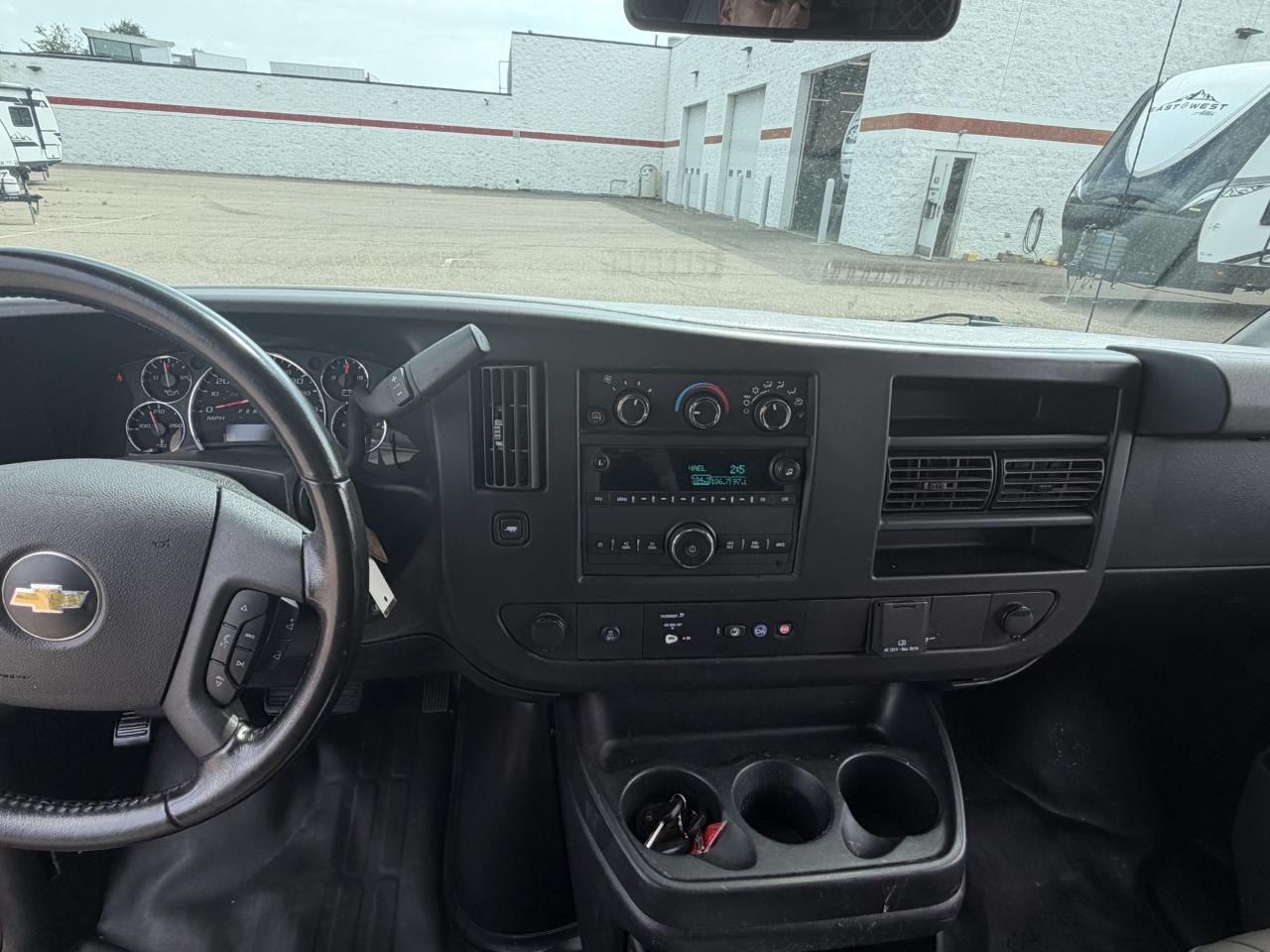 Chevrolet Express Cargo Van RWD 2500 135" 2021