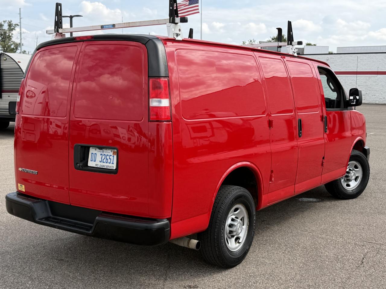 Chevrolet Express Cargo Van RWD 2500 135" 2021