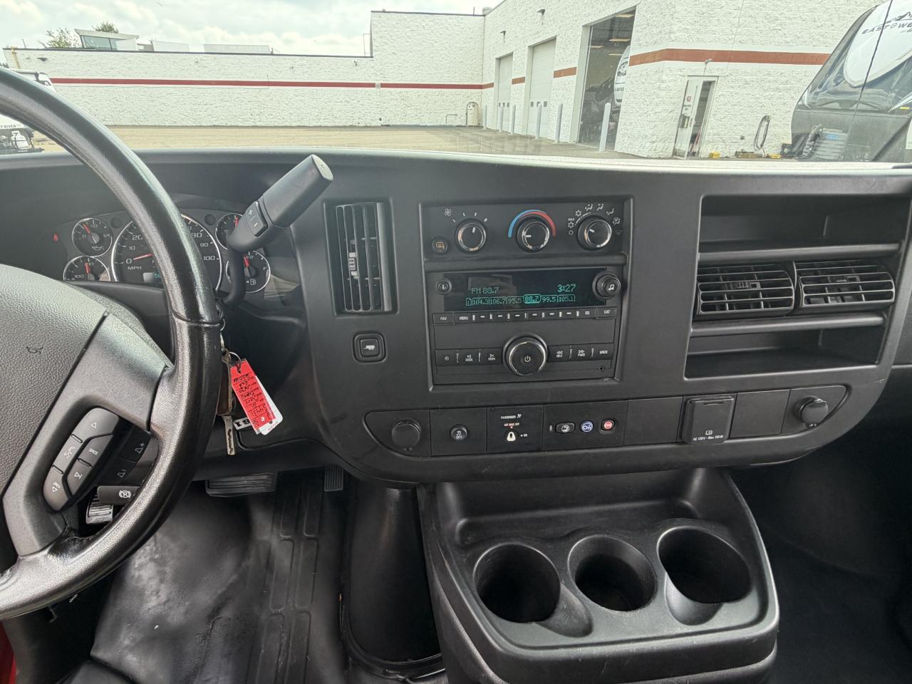 Chevrolet Express Cargo Van RWD 2500 135" 2021