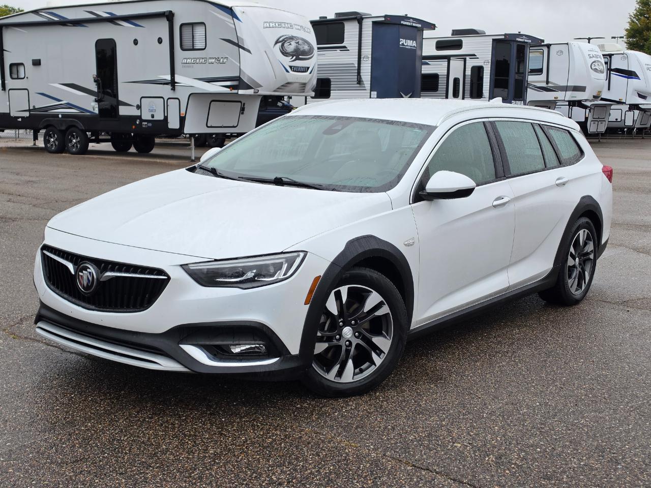 Buick Regal TourX 5dr Wgn Essence AWD 2019