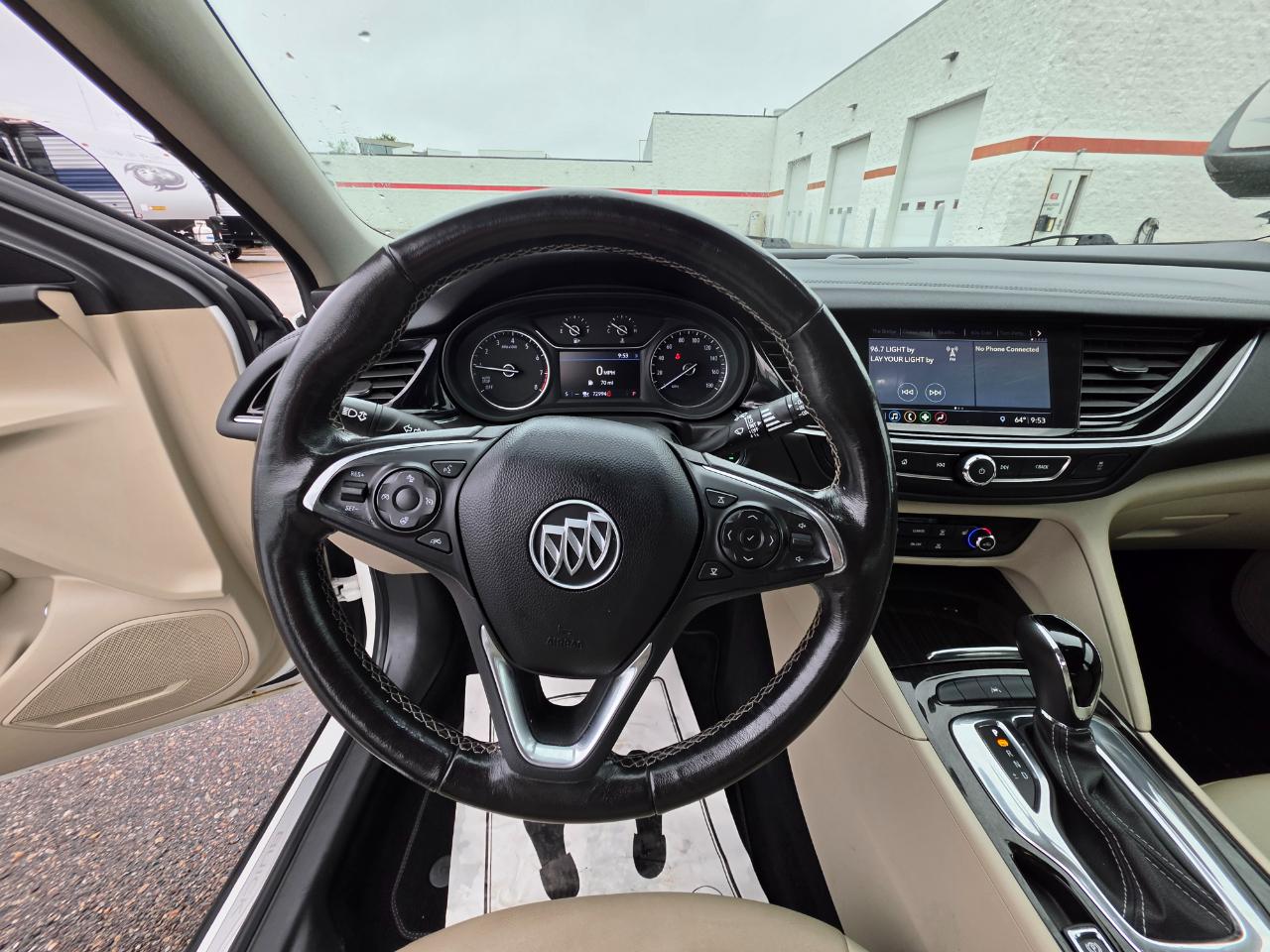 Buick Regal TourX 5dr Wgn Essence AWD 2019