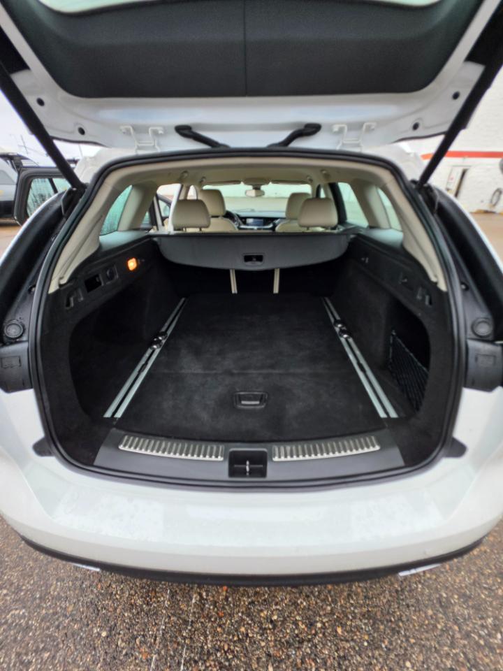 Buick Regal TourX 5dr Wgn Essence AWD 2019