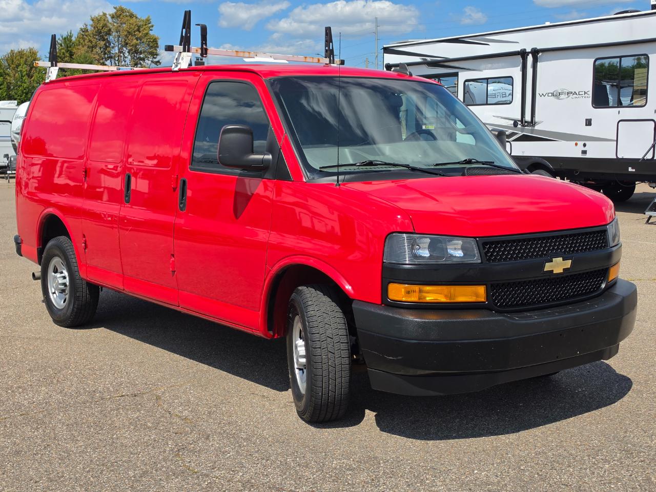 Chevrolet Express Cargo Van RWD 2500 135" 2021