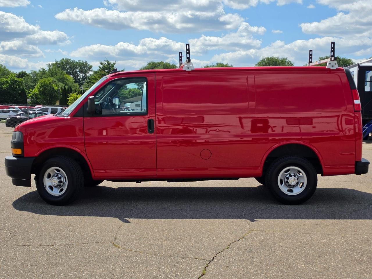 Chevrolet Express Cargo Van RWD 2500 135" 2021
