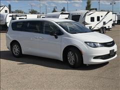 2024 Chrysler Voyager 