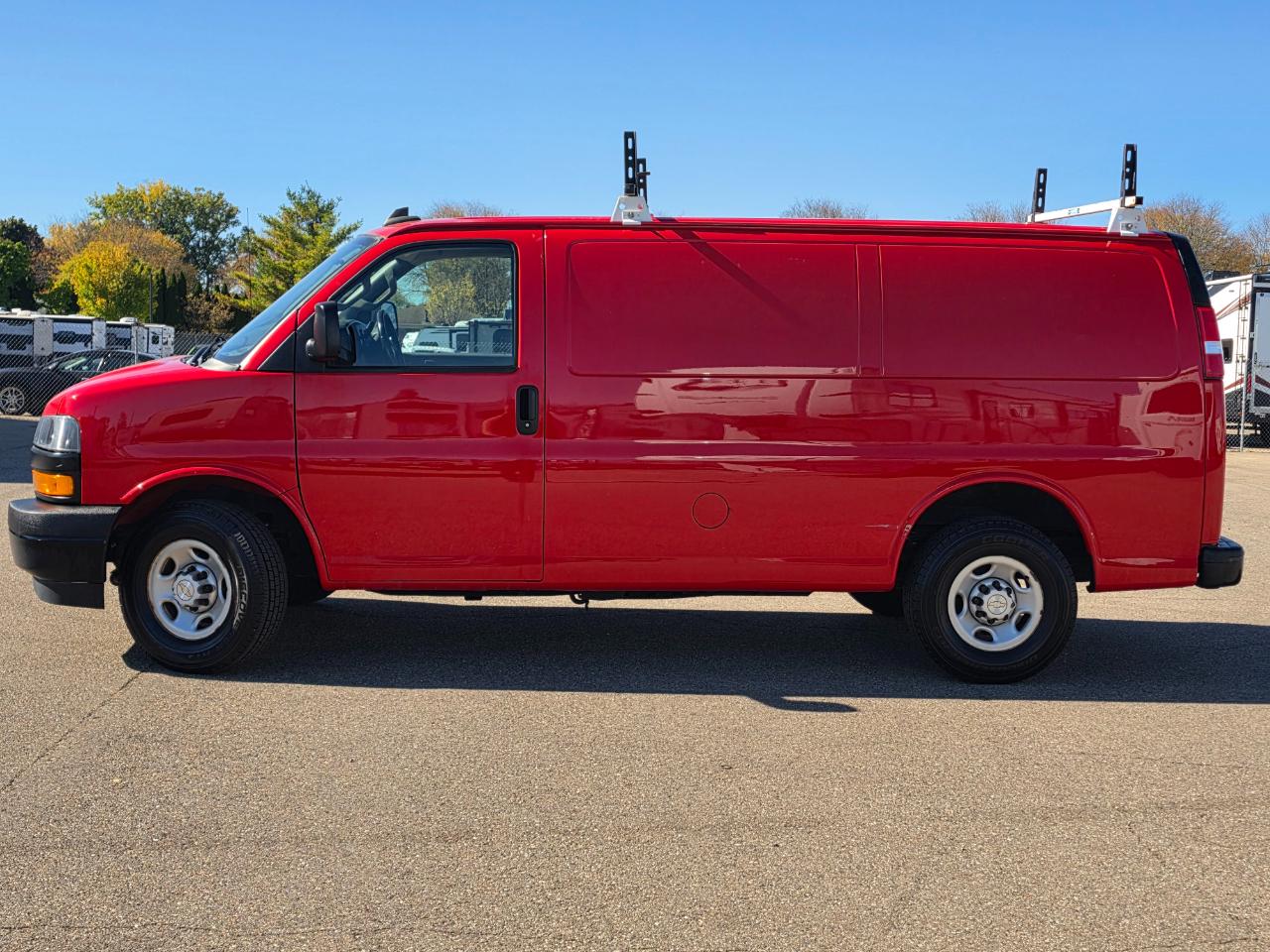 Chevrolet Express Cargo Van RWD 2500 135" 2021