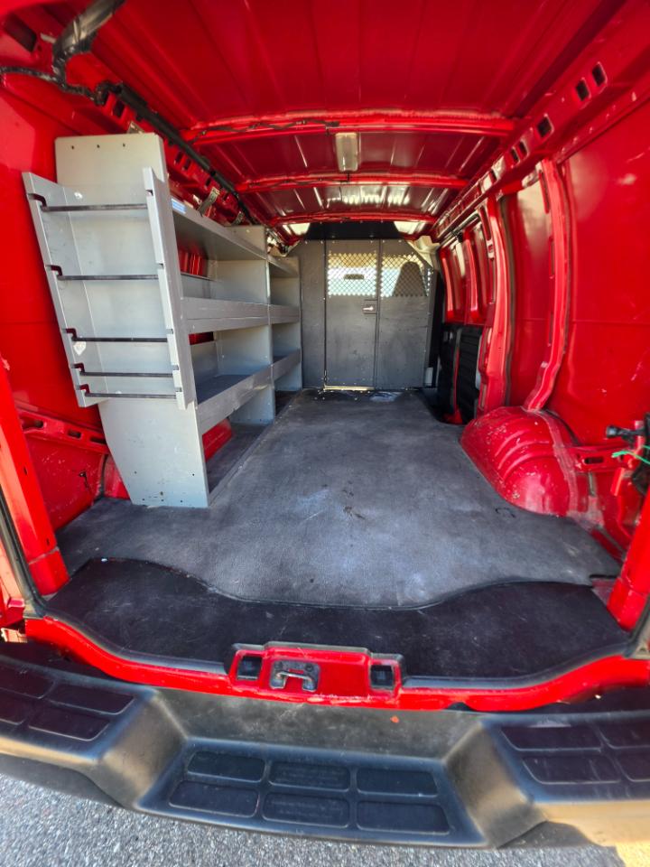 Chevrolet Express Cargo Van RWD 2500 135" 2021