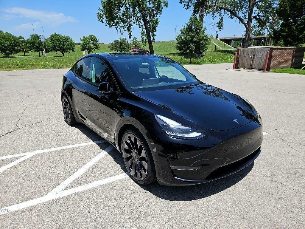 Tesla Model Y Performance 2021