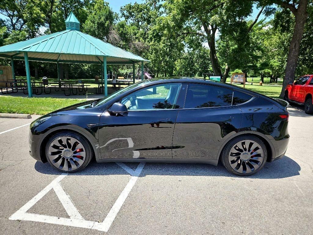 Tesla Model Y Performance 2021