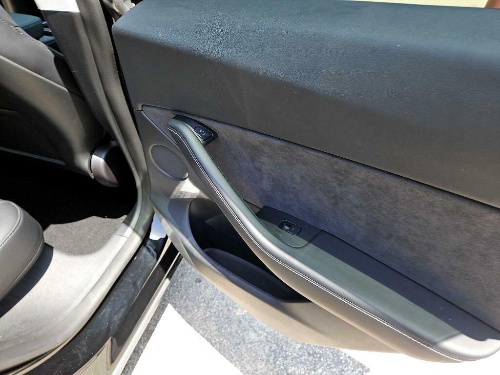 Tesla Model Y Performance 2021