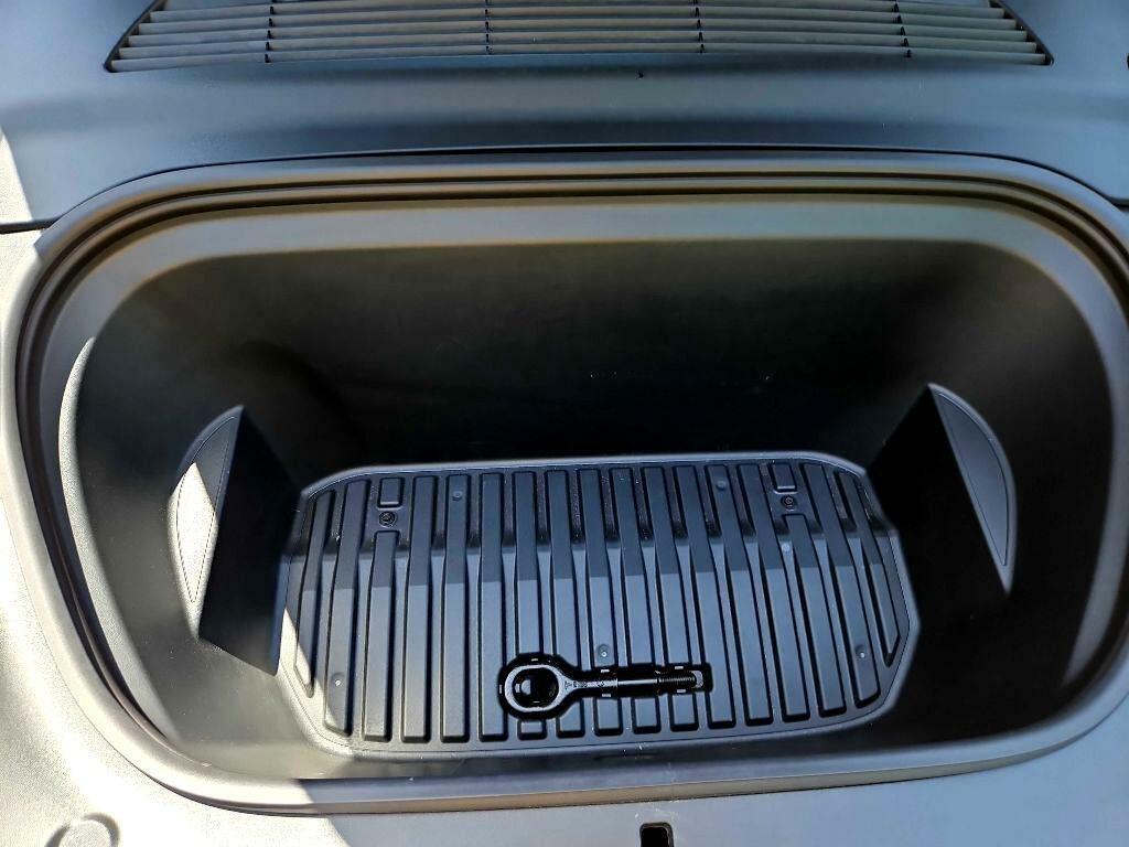Tesla Model Y Performance 2021