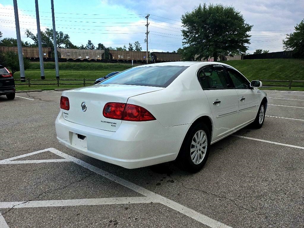 Buick Lucerne CX 2008