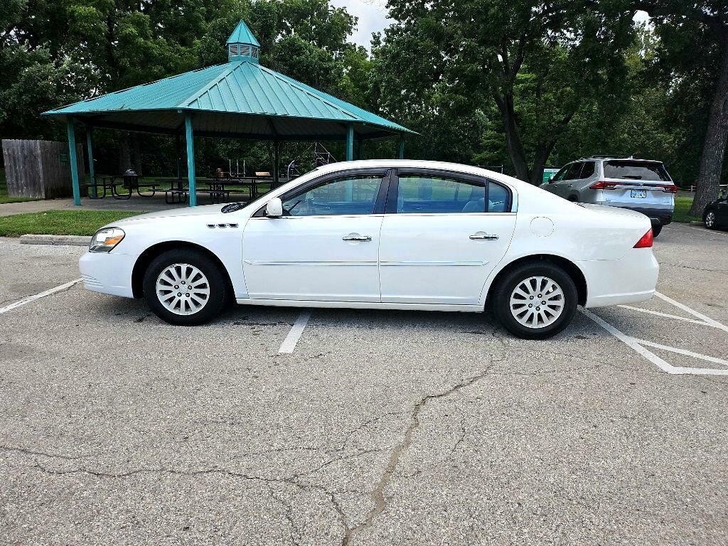 Buick Lucerne CX 2008