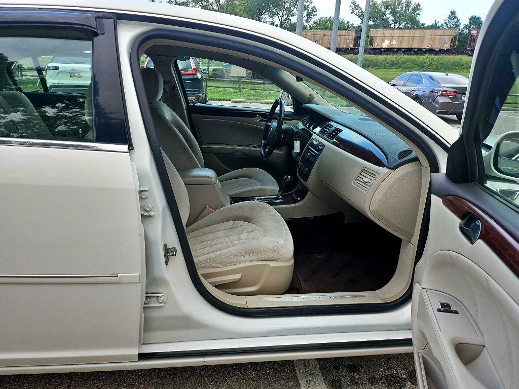 Buick Lucerne CX 2008