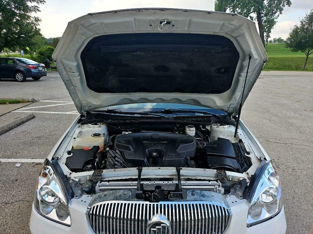 Buick Lucerne CX 2008