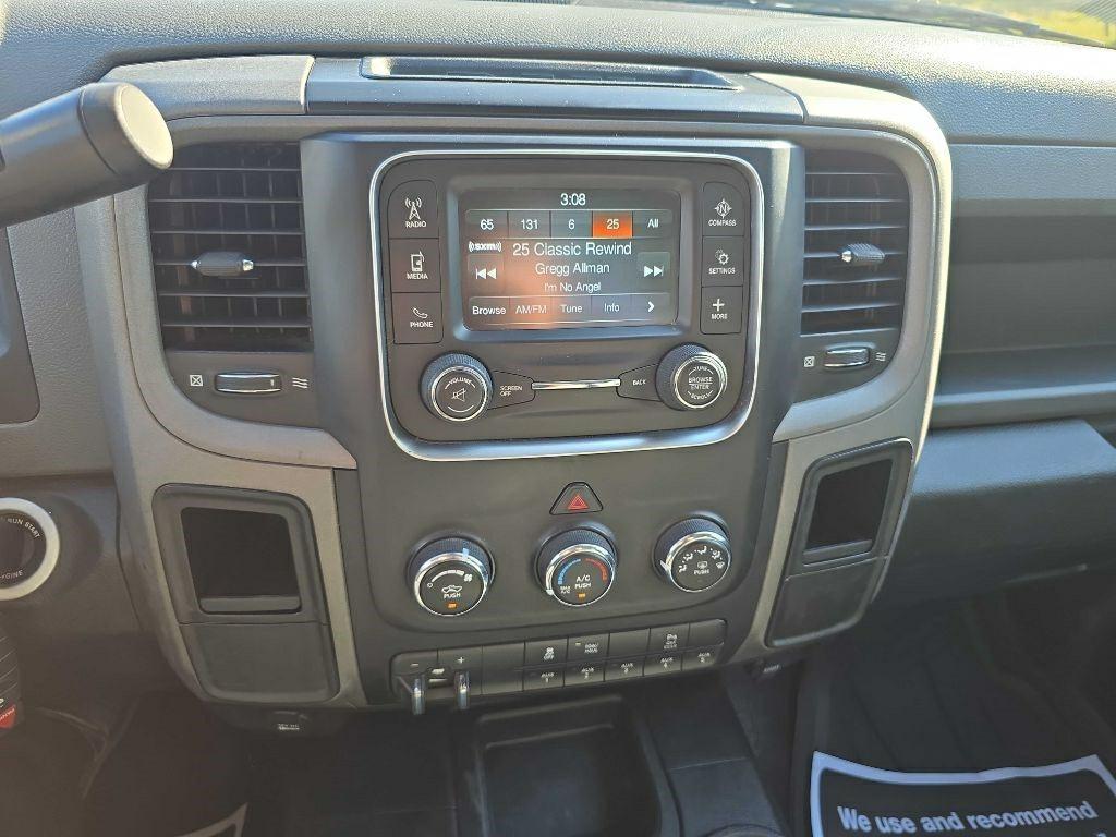 RAM 2500 Tradesman Crew Cab LWB 4WD 2016