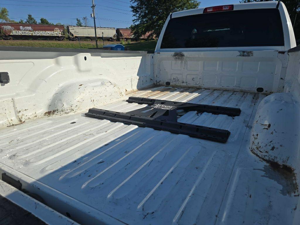 RAM 2500 Tradesman Crew Cab LWB 4WD 2016