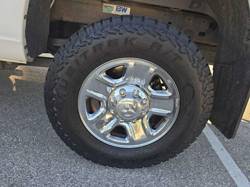 RAM 2500 Tradesman Crew Cab LWB 4WD 2016