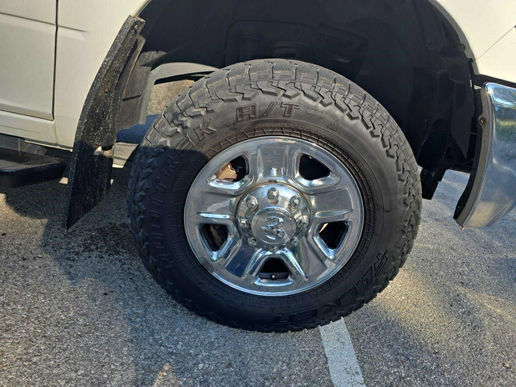 RAM 2500 Tradesman Crew Cab LWB 4WD 2016