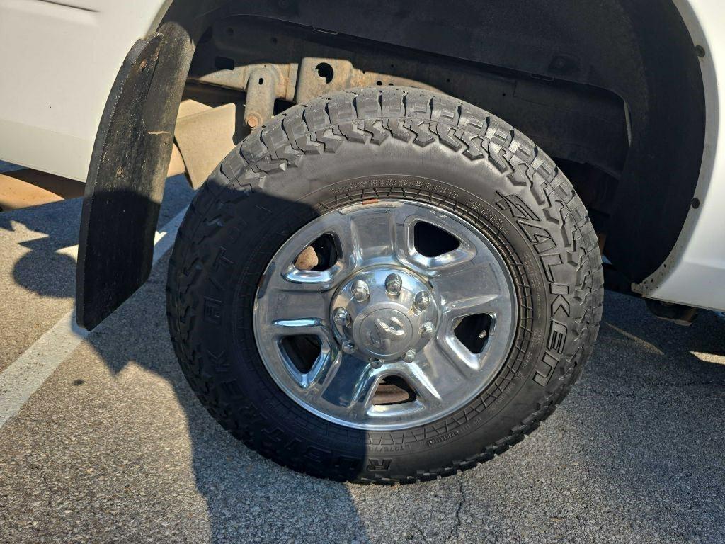 RAM 2500 Tradesman Crew Cab LWB 4WD 2016
