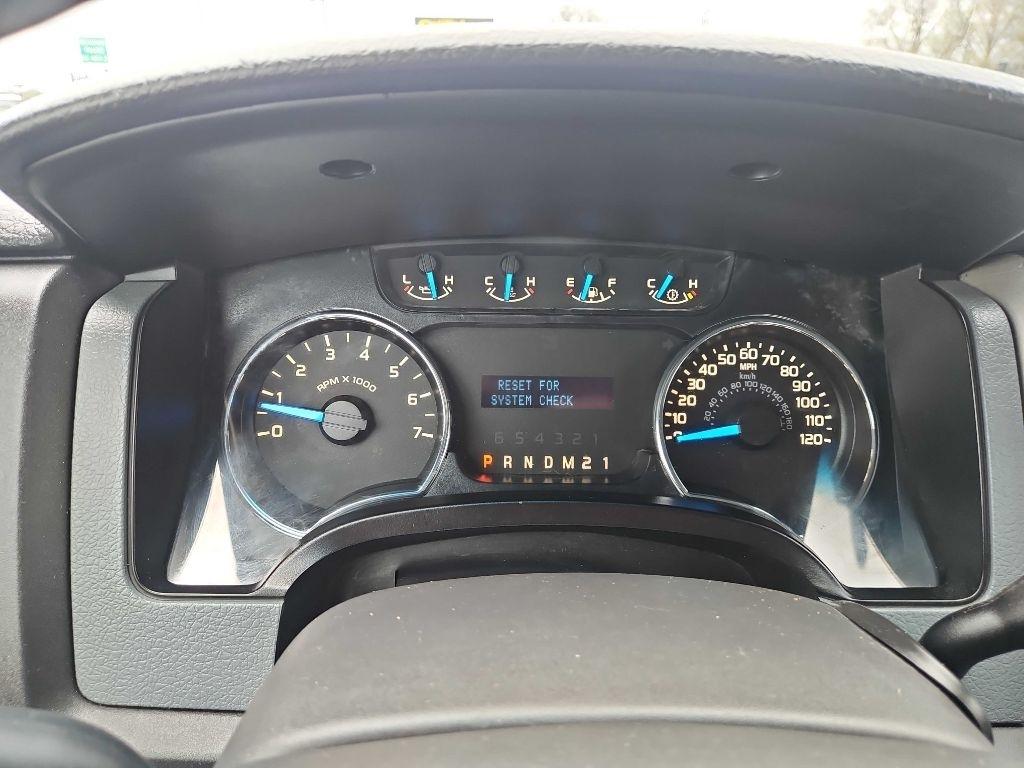 Ford F-150 XL SuperCab 8-ft. Bed 4WD 2014