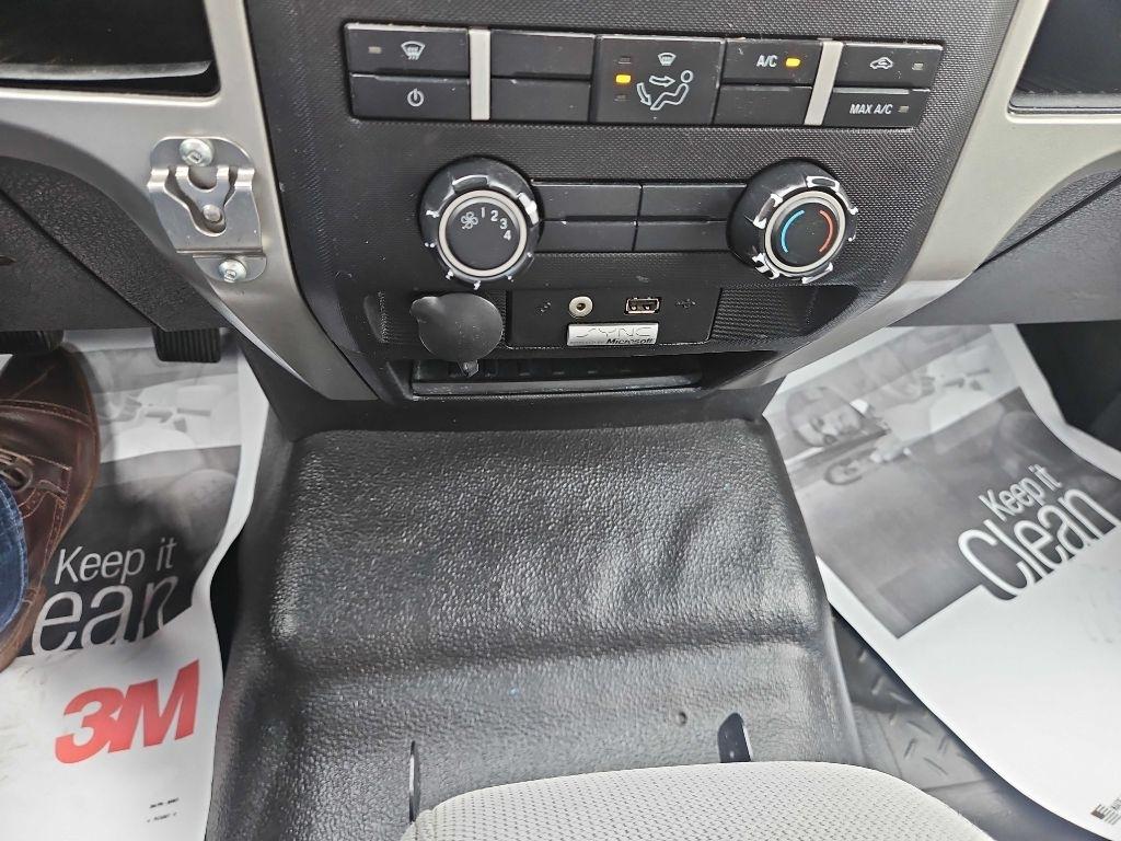 Ford F-150 XL SuperCab 8-ft. Bed 4WD 2014