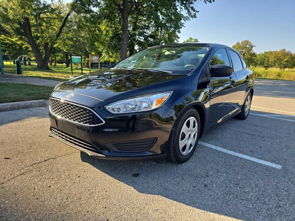 2016 Ford Focus S Sedan