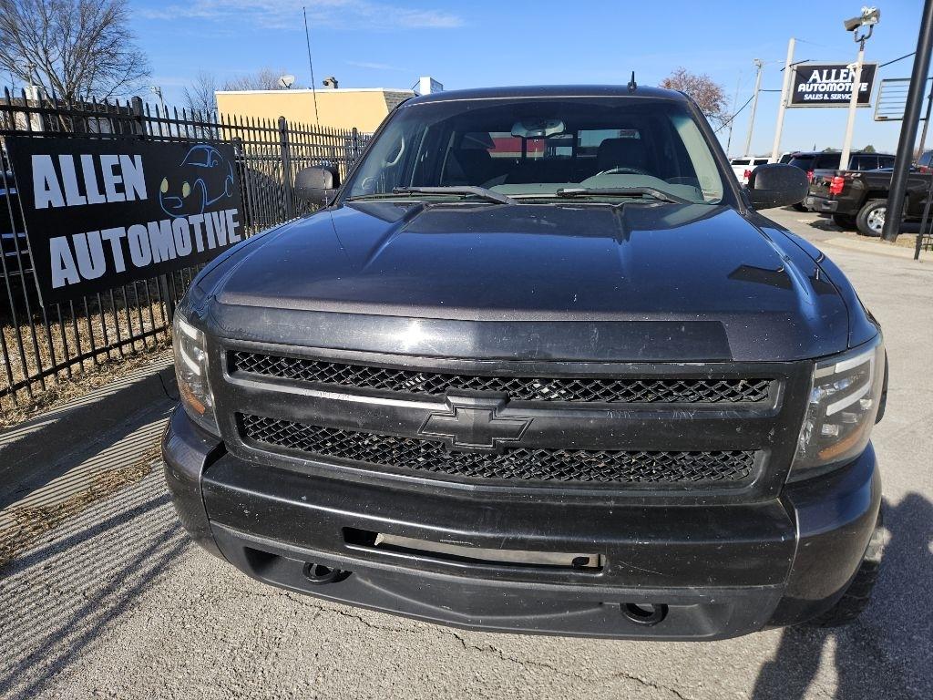 Chevrolet Silverado 1500 LS Crew Cab 4WD 2010