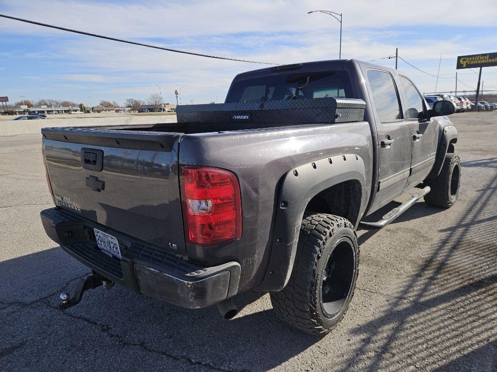 Chevrolet Silverado 1500 LS Crew Cab 4WD 2010