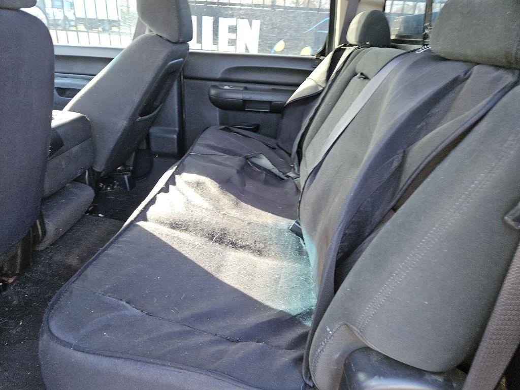 Chevrolet Silverado 1500 LS Crew Cab 4WD 2010