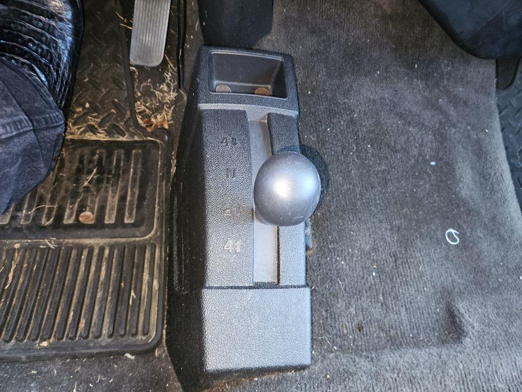 Chevrolet Silverado 1500 LS Crew Cab 4WD 2010