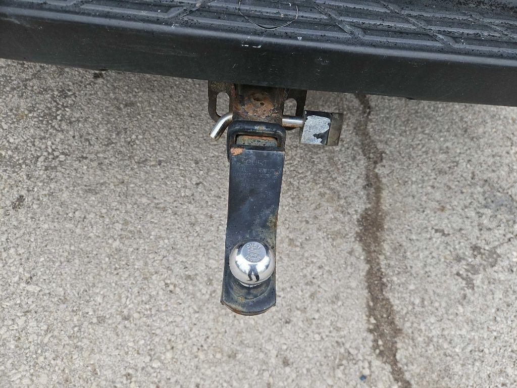 Chevrolet Silverado 1500 LS Crew Cab 4WD 2010