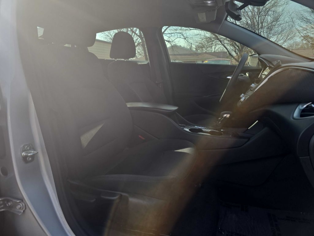 Chevrolet Malibu 1FL 2021