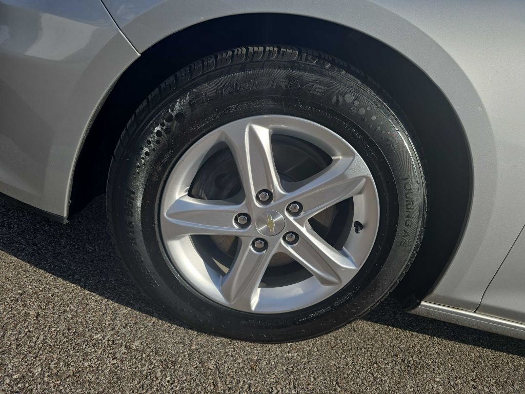 Chevrolet Malibu 1FL 2021