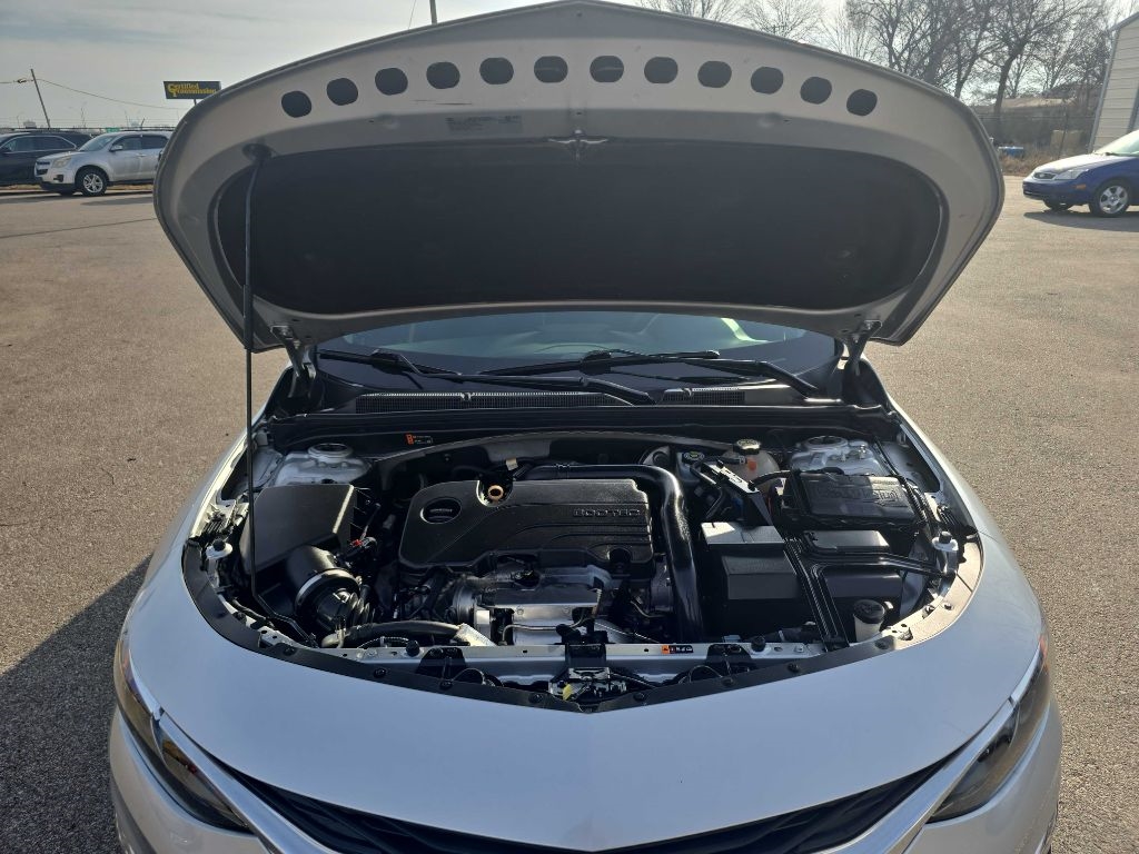 Chevrolet Malibu 1FL 2021