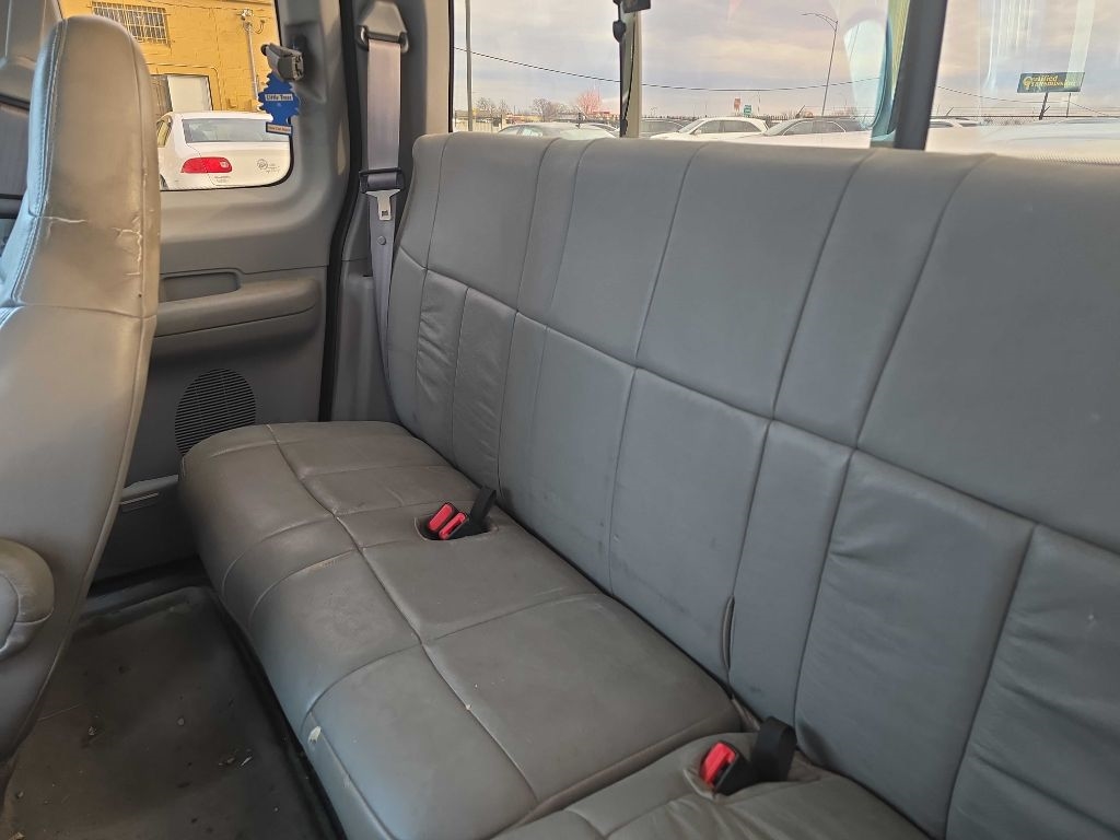 Ford F-150 SuperCab Short Bed 2WD 1997