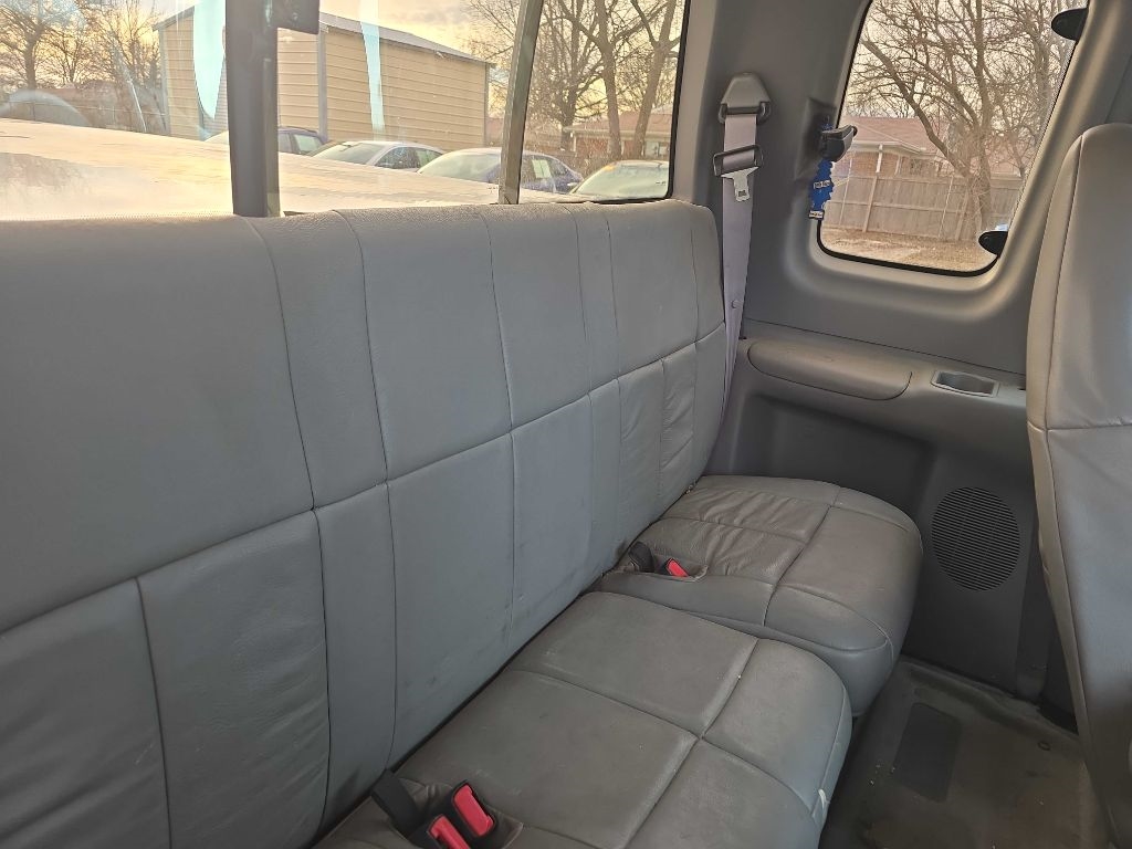 Ford F-150 SuperCab Short Bed 2WD 1997