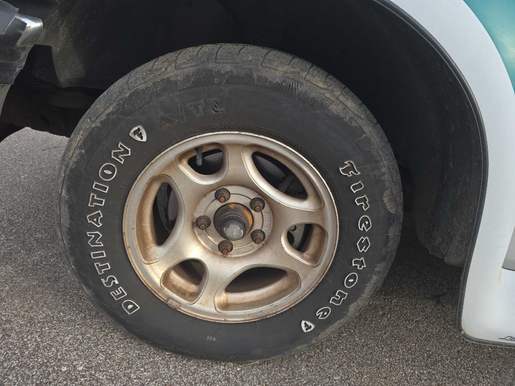 Ford F-150 SuperCab Short Bed 2WD 1997