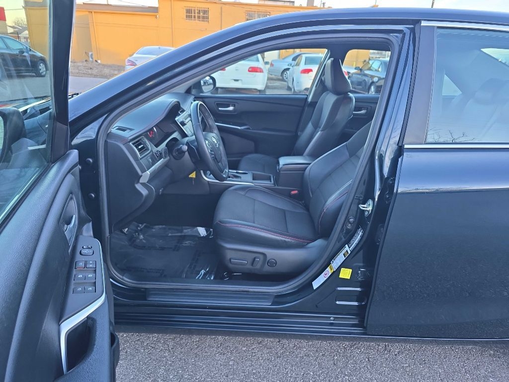 Toyota Camry LE 2017