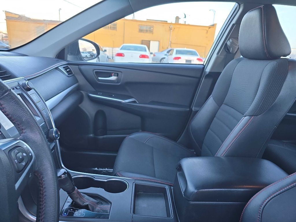 Toyota Camry LE 2017