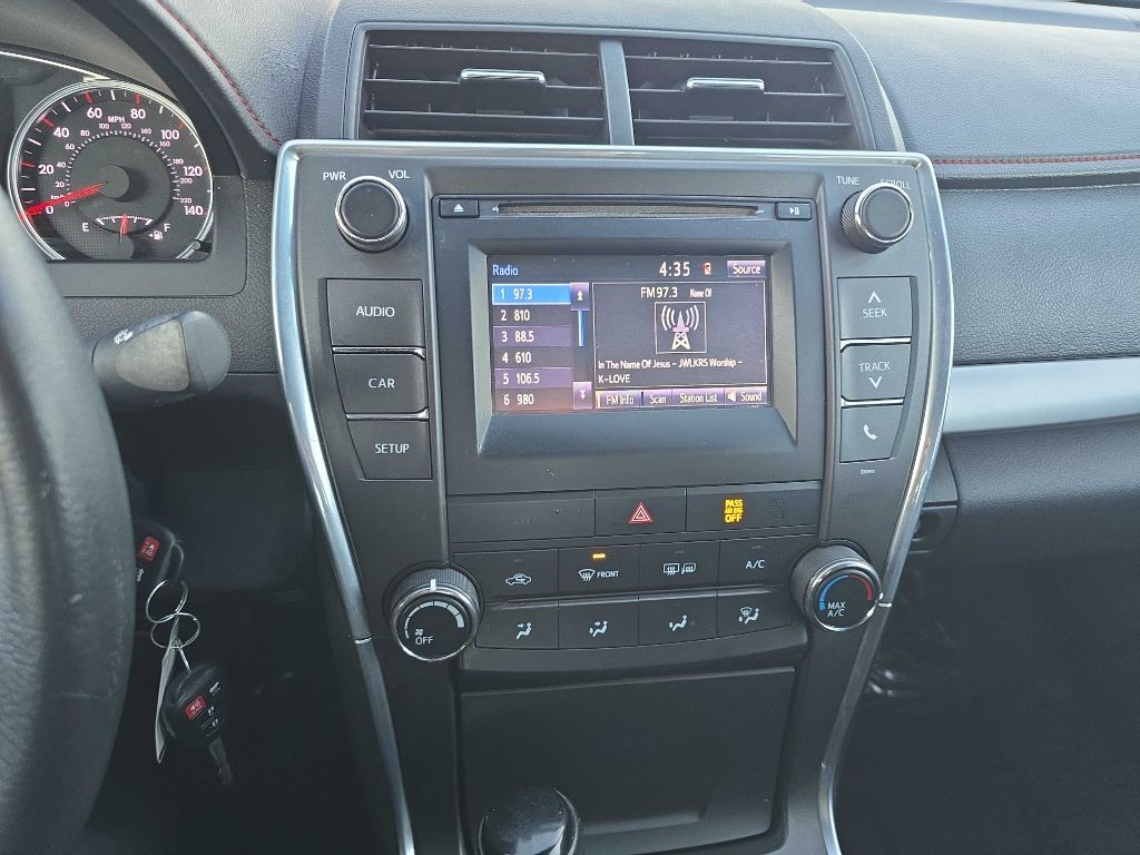 Toyota Camry LE 2017