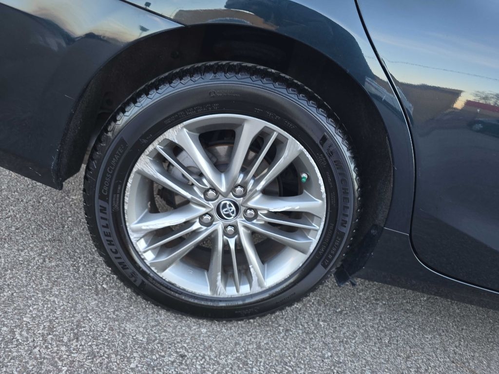 Toyota Camry LE 2017