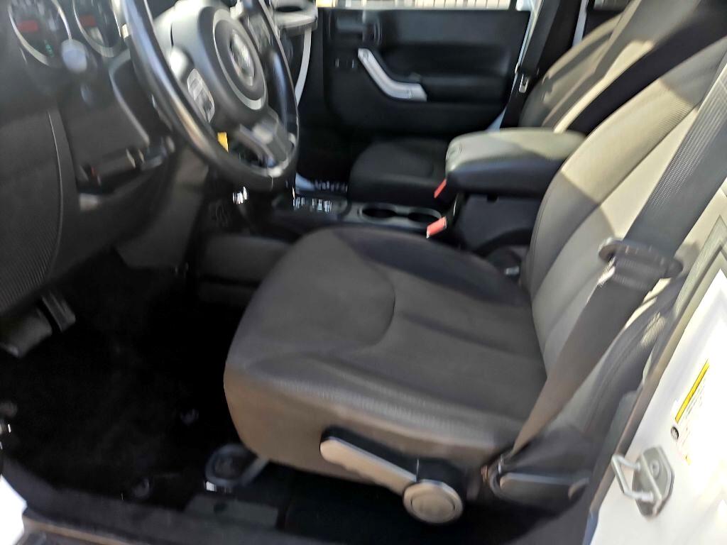 Jeep Wrangler Unlimited Sport 4WD 2015