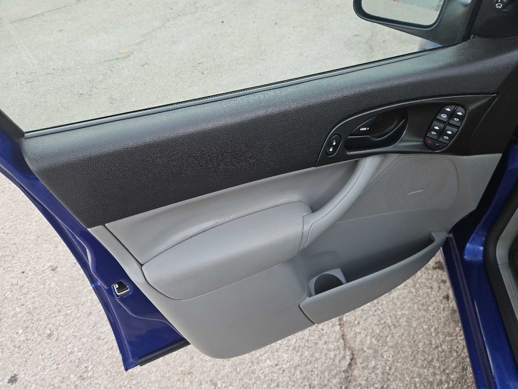 Ford Focus ZX4 S 2006