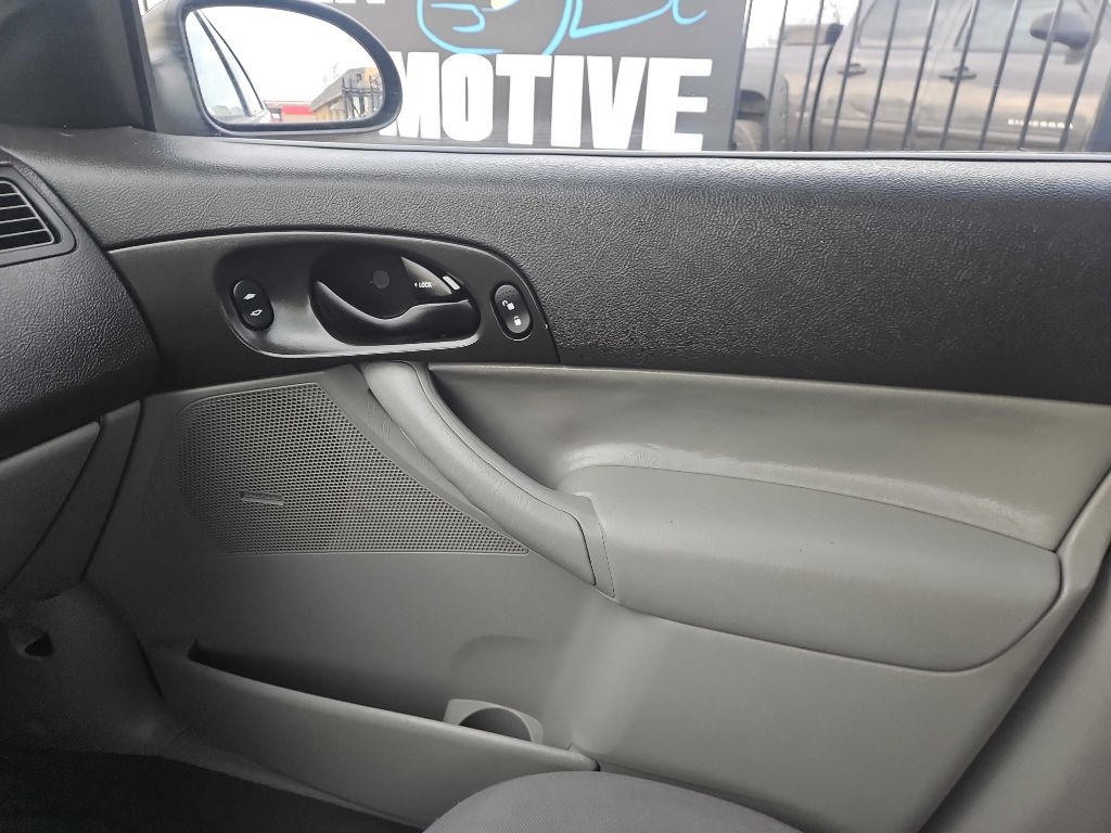 Ford Focus ZX4 S 2006