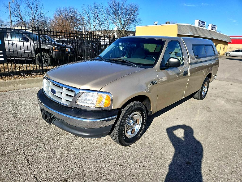 Ford F-150 WS Reg. Cab Short Bed 2WD 1999