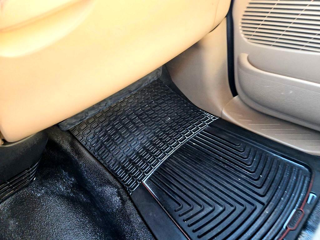 Ford F-150 WS Reg. Cab Short Bed 2WD 1999