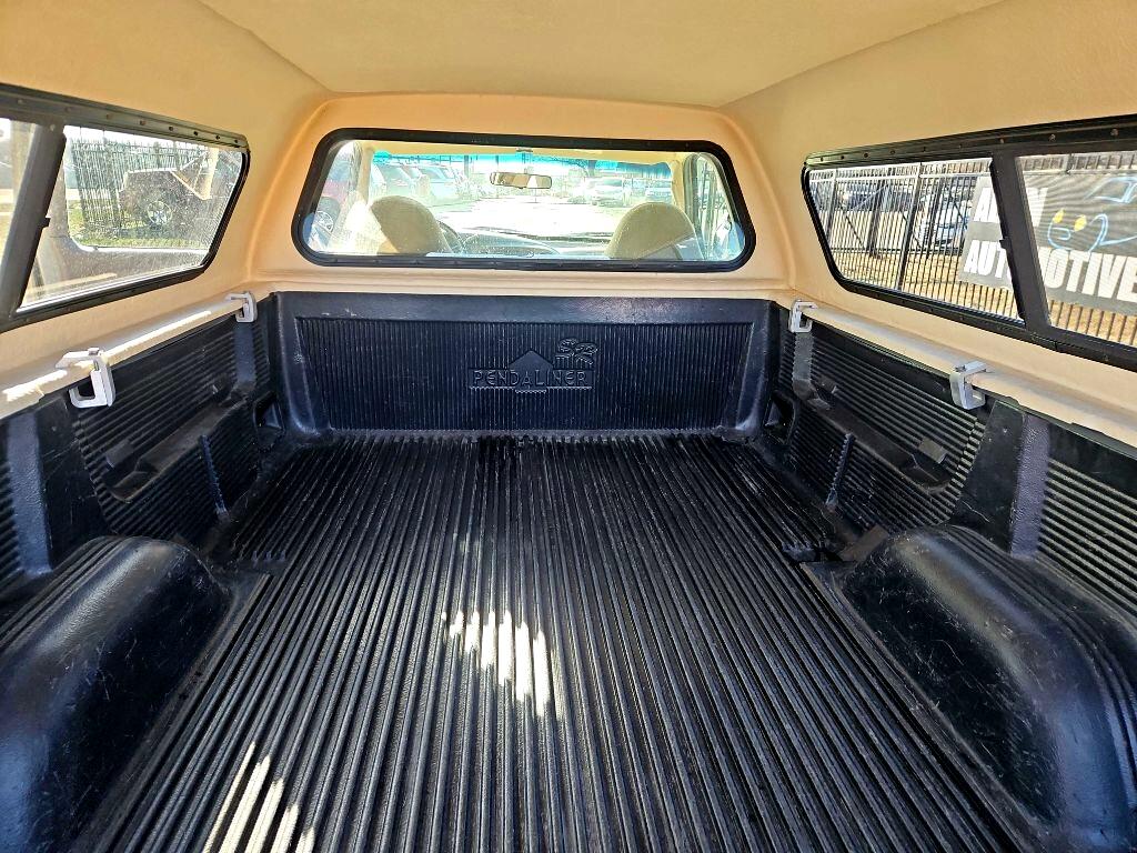 Ford F-150 WS Reg. Cab Short Bed 2WD 1999